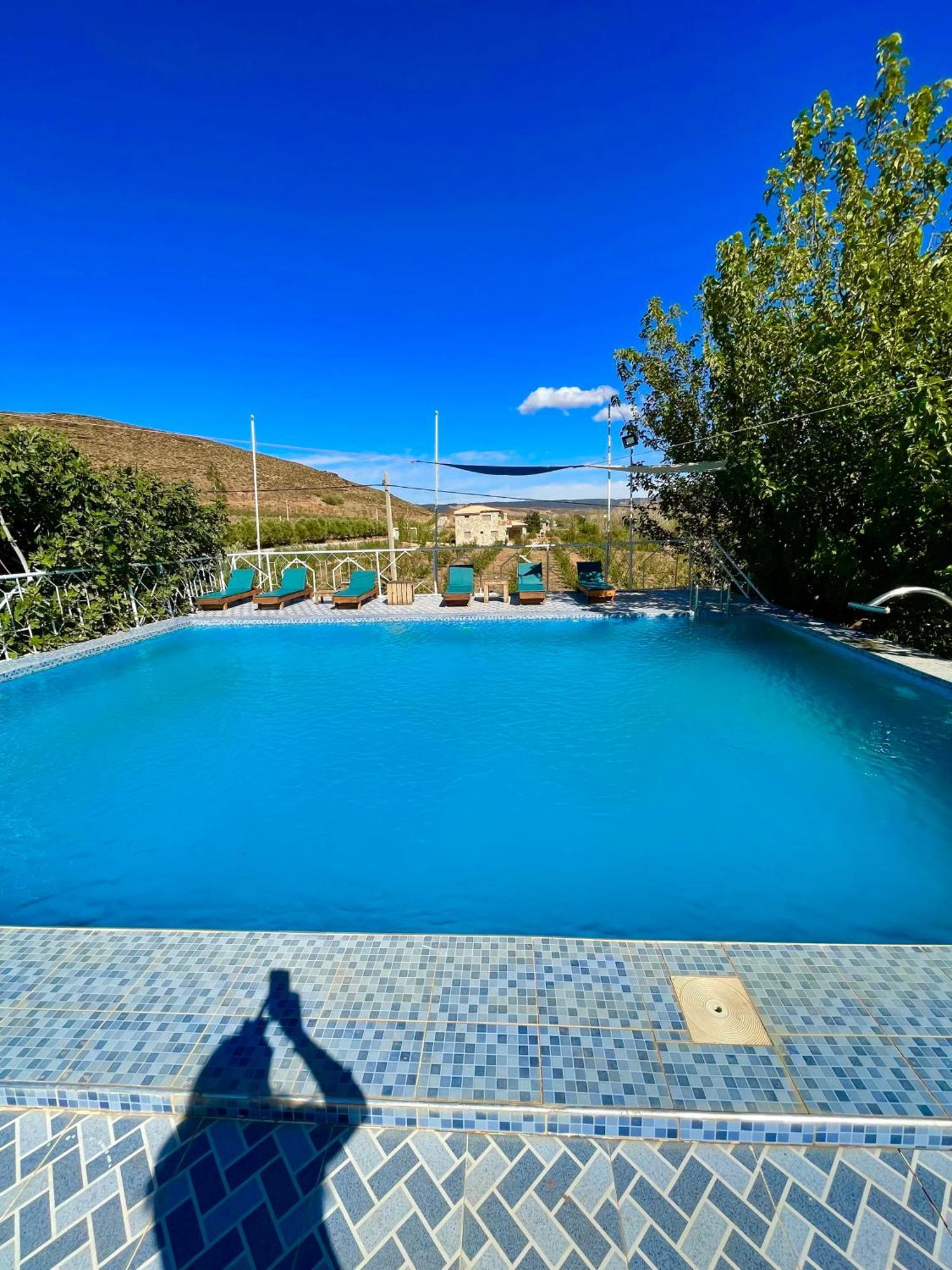 Ferme D'Hote La Vallee Азру Экстерьер фото
